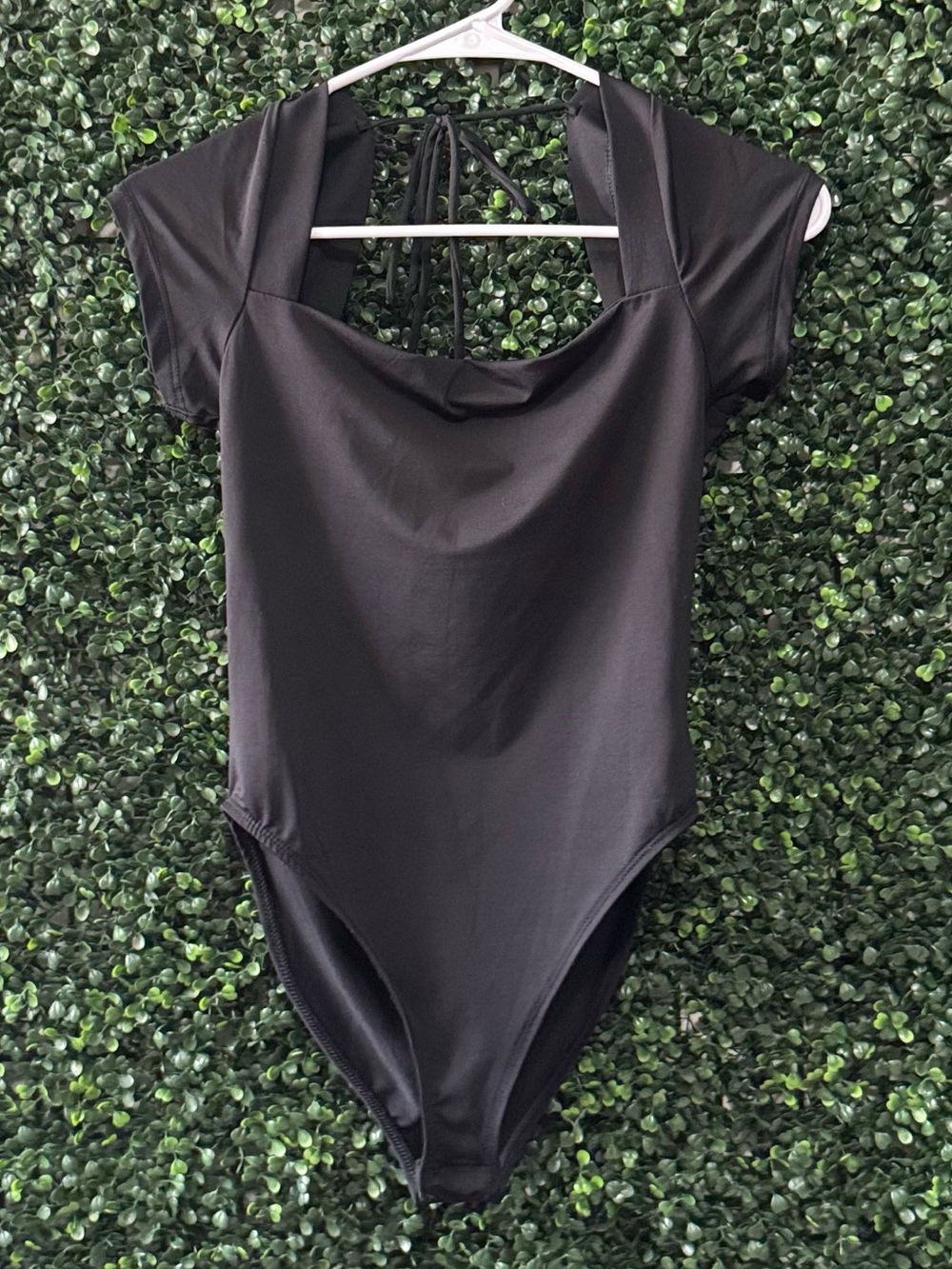 TOP SHOP SQUARE NECK TIE BACK SHORT SLEEVE BODYSUIT